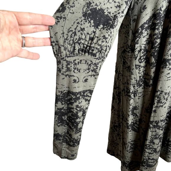 Lauren Vidal Artsy Art to Wear Blouse Tunic Top RIVA EUC Size Small - Picture 3 of 9